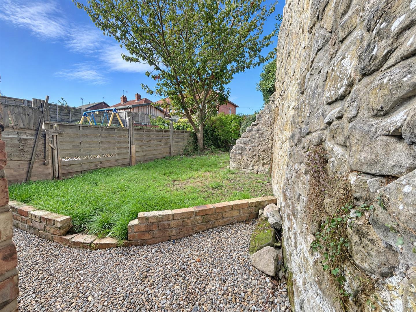 35 Upper Brook Street, Oswestry, SY11 2TG For Sale